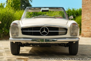 Mercedes-Benz SL 230 PAGODA 1965