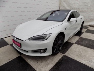 Tesla Model S P90D-780PS Nabíjení zdarm