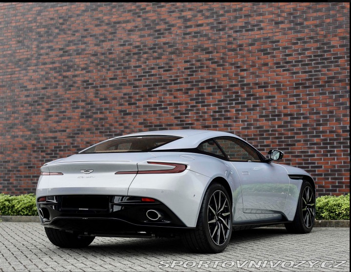 Aston Martin DB11 4.0 V8 2019