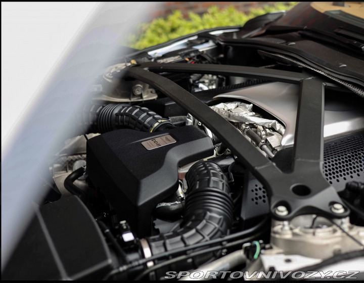 Aston Martin DB11 4.0 V8 2019