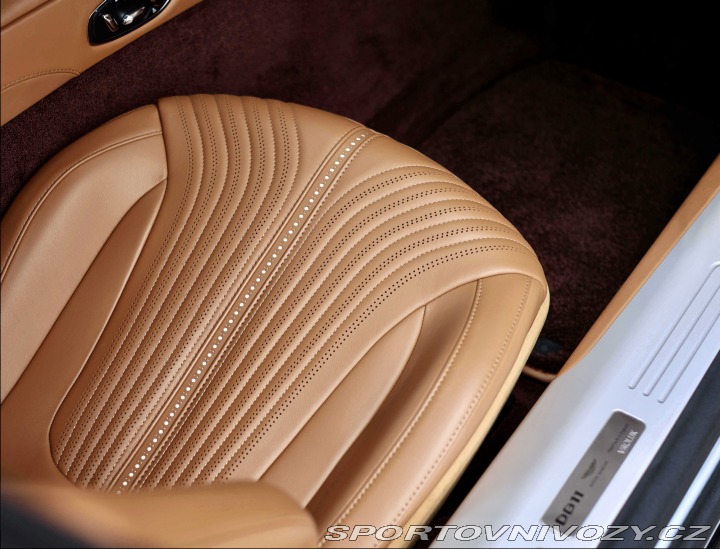 Aston Martin DB11 4.0 V8 2019