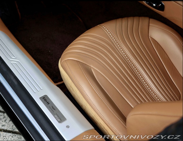Aston Martin DB11 4.0 V8 2019