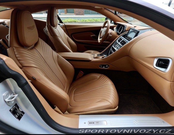 Aston Martin DB11 4.0 V8 2019