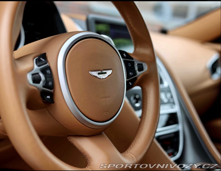 Aston Martin DB11 4.0 V8 2019