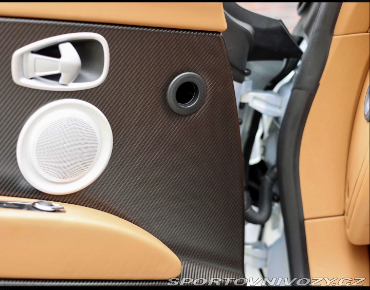 Aston Martin DB11 4.0 V8 2019