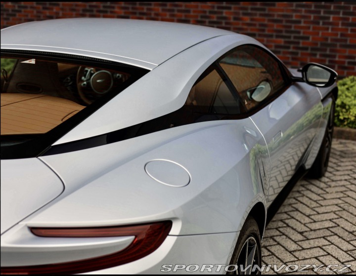 Aston Martin DB11 4.0 V8 2019