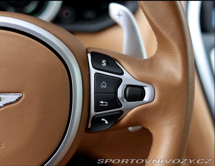 Aston Martin DB11 4.0 V8 2019