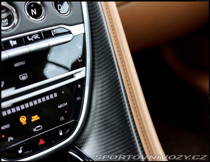 Aston Martin DB11 4.0 V8 2019