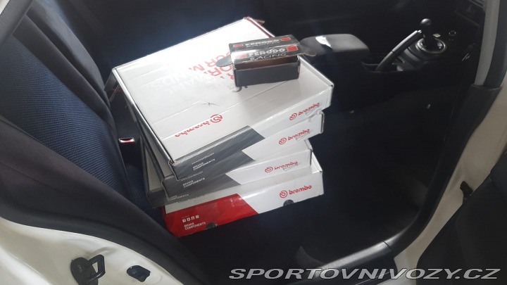 Mitsubishi Lancer EVO 7 JDM LHD pěkné 2001