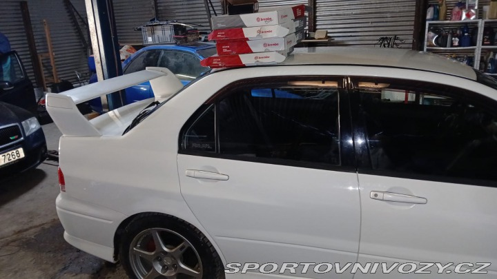 Mitsubishi Lancer EVO 7 JDM LHD pěkné 2001