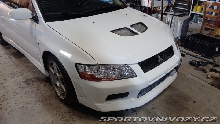Mitsubishi Lancer EVO 7 JDM LHD pěkné 2001