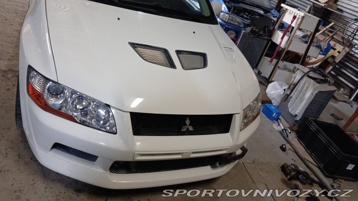 Mitsubishi Lancer EVO 7 JDM LHD pěkné bez koroz 2001