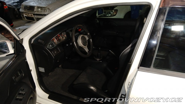 Mitsubishi Lancer EVO 7 JDM LHD pěkné 2001