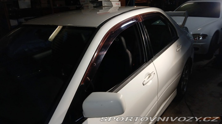 Mitsubishi Lancer EVO 7 JDM LHD pěkné bez koroz 2001