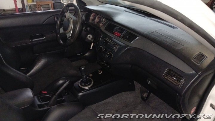 Mitsubishi Lancer EVO 7 JDM LHD pěkné 2001