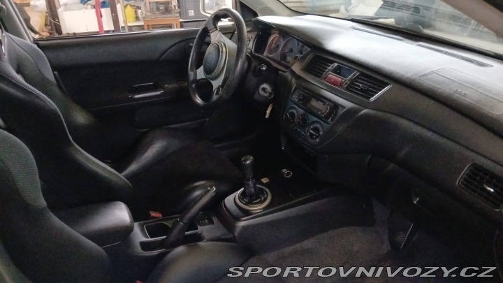 Mitsubishi Lancer EVO 7 JDM LHD pěkné 2001