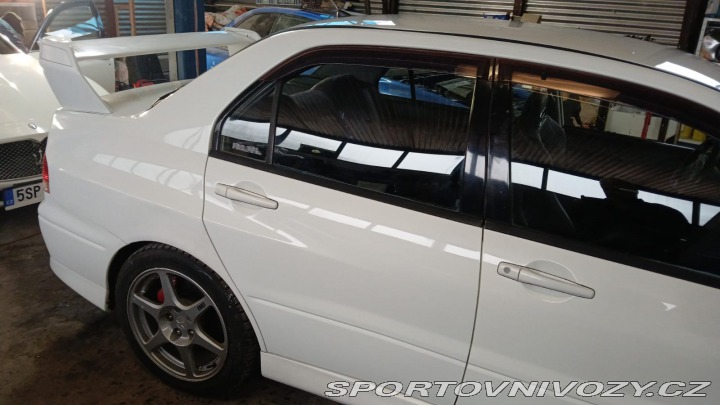 Mitsubishi Lancer EVO 7 JDM LHD pěkné 2001