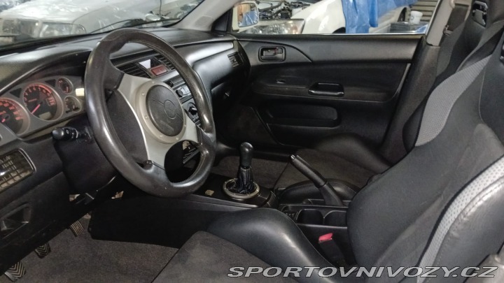 Mitsubishi Lancer EVO 7 JDM LHD pěkné bez koroz 2001
