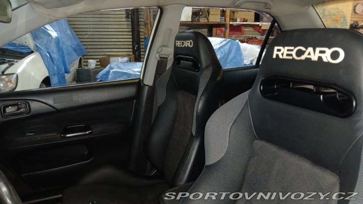 Mitsubishi Lancer EVO 7 JDM LHD pěkné bez koroz 2001