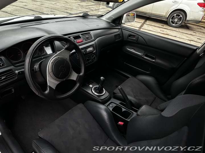 Mitsubishi Lancer EVO 7 JDM LHD pěkné 2001