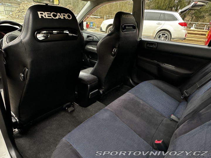 Mitsubishi Lancer EVO 7 JDM LHD pěkné bez koroz 2001