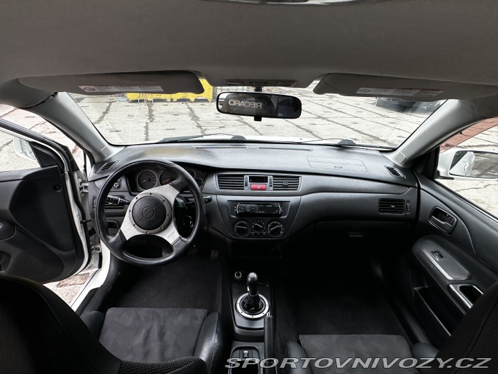 Mitsubishi Lancer EVO 7 JDM LHD pěkné 2001