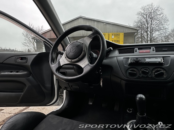 Mitsubishi Lancer EVO 7 JDM LHD pěkné bez koroz 2001