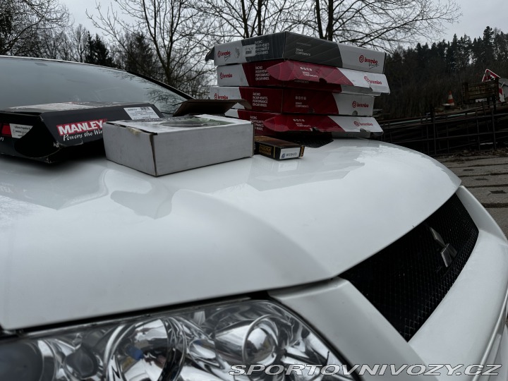 Mitsubishi Lancer EVO 7 JDM LHD pěkné 2001