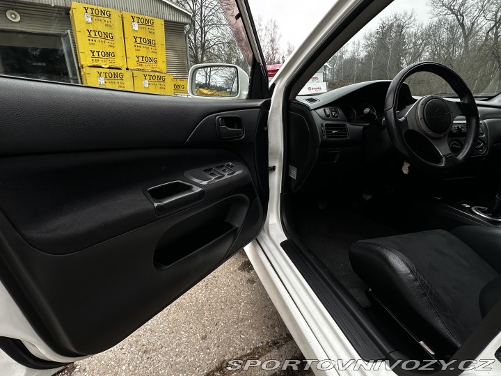 Mitsubishi Lancer EVO 7 JDM LHD pěkné 2001