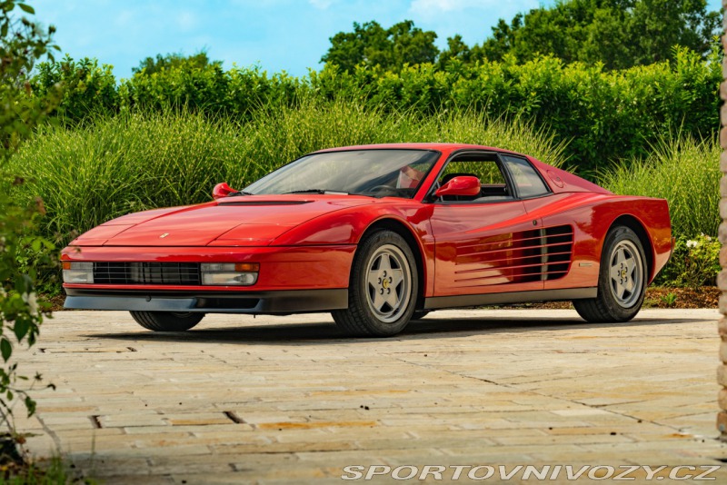 Ferrari Testarossa 