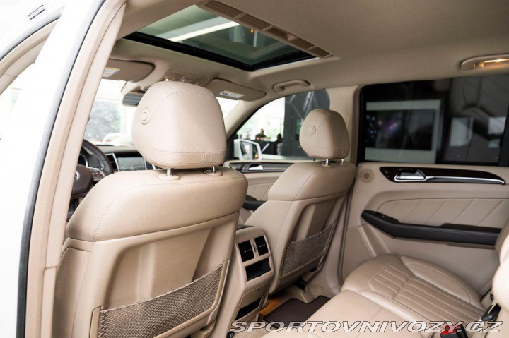 Mercedes-Benz Ostatní modely GL 450/Keyless/Kamera/Airmat 2015