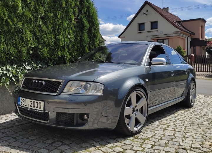 Audi RS6 Osobní