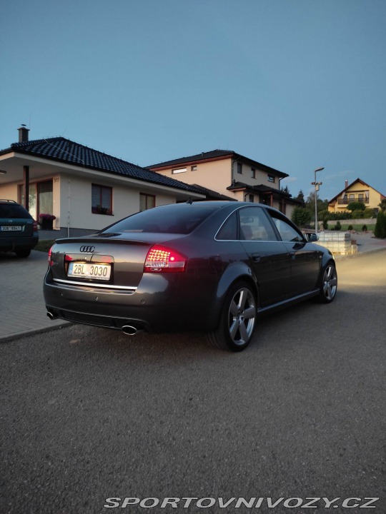 Audi RS6 Osobní 2003