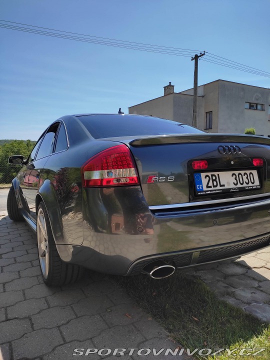 Audi RS6 Osobní 2003