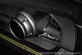 Ferrari F8 Tributo V8, lift, kamera, 2022
