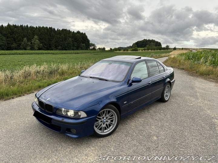BMW M5 E39, avusblau, top servis 1999