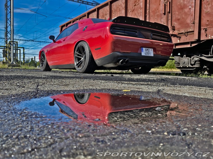 Dodge Challenger Hellcat 6.2 supercharger 2016