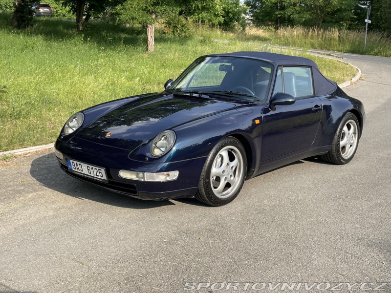 Porsche 911 993 Carrera 4 Cabriolet