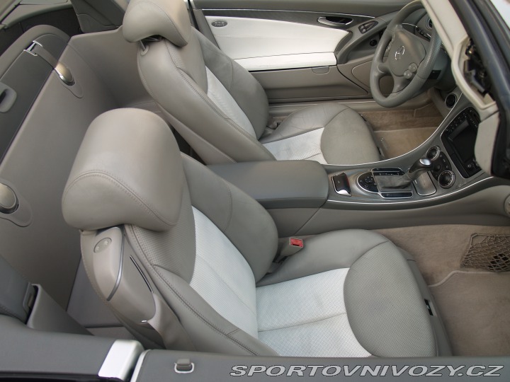 Mercedes-Benz SL 2004