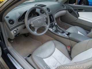 Mercedes-Benz SL  2004