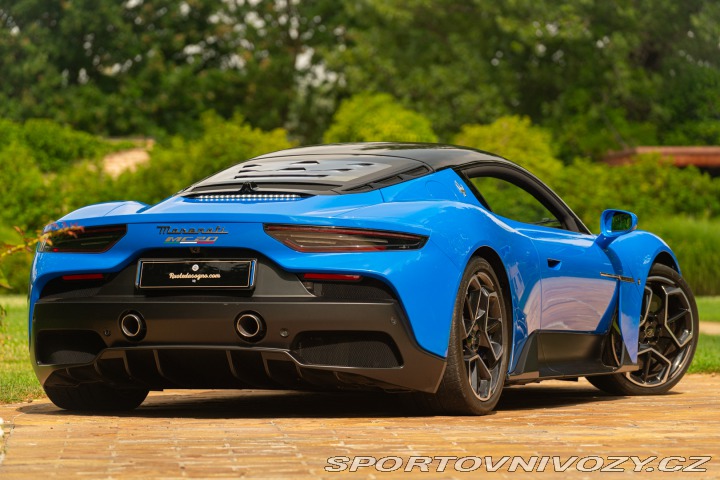 Maserati MC20 2022