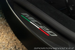 Maserati MC20  2022