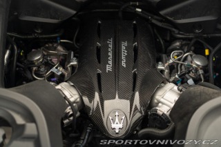 Maserati MC20  2022