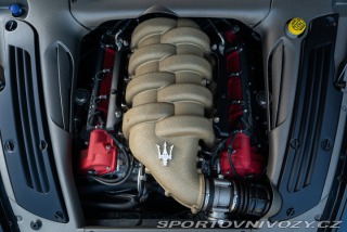 Maserati Spyder 4.2 CAMBIOCORSA 2003