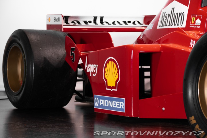 Ostatní značky Ostatní modely MAQUETTE FORMULA 1 F310-B 1997
