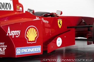 Ostatní značky Ostatní modely MAQUETTE FORMULA 1 F310-B 1997