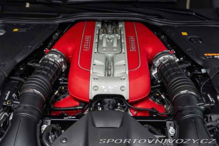 Ferrari 812 Superfast Rosso Corsa Met 2019