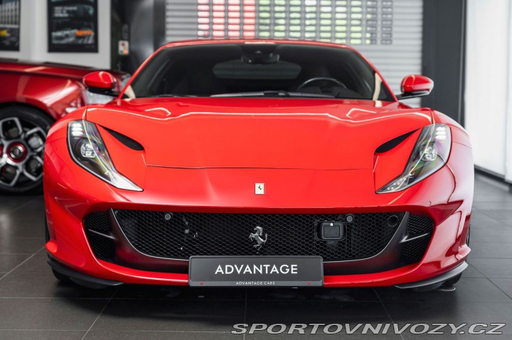Ferrari 812 Superfast Rosso Corsa Met 2019