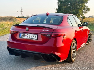 Alfa Romeo Giulia Quadrifoglio 2016