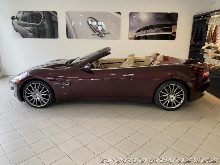 Maserati GranCabrio V8 323kw 2011